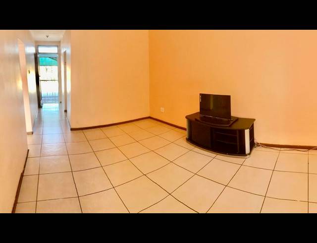 2 BEDROOM APARTMENT FOR SALE IN PIETERMARITZBURG CENTRAL
